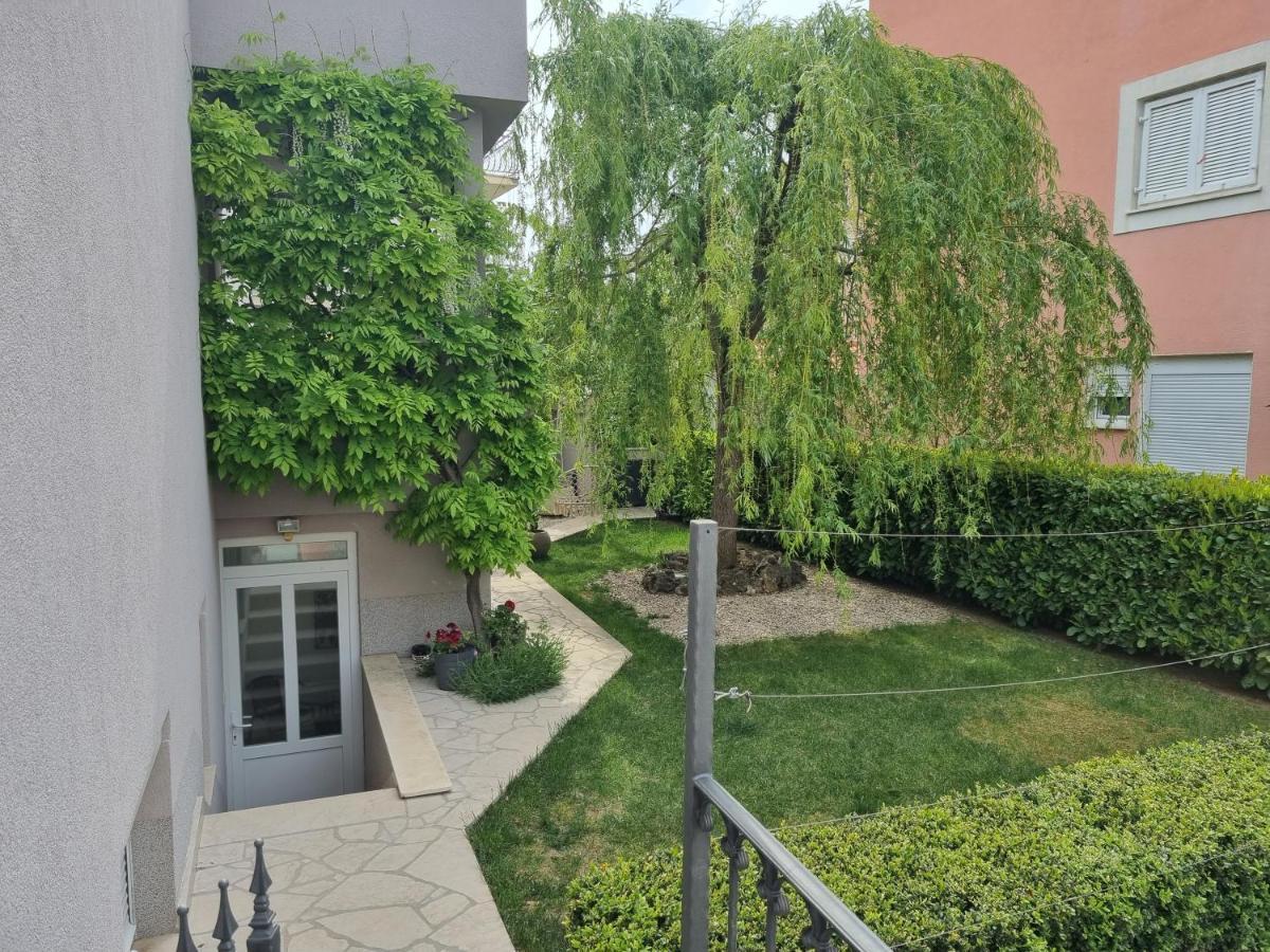 Apartment Karla&Nella Stobreč Exterior foto